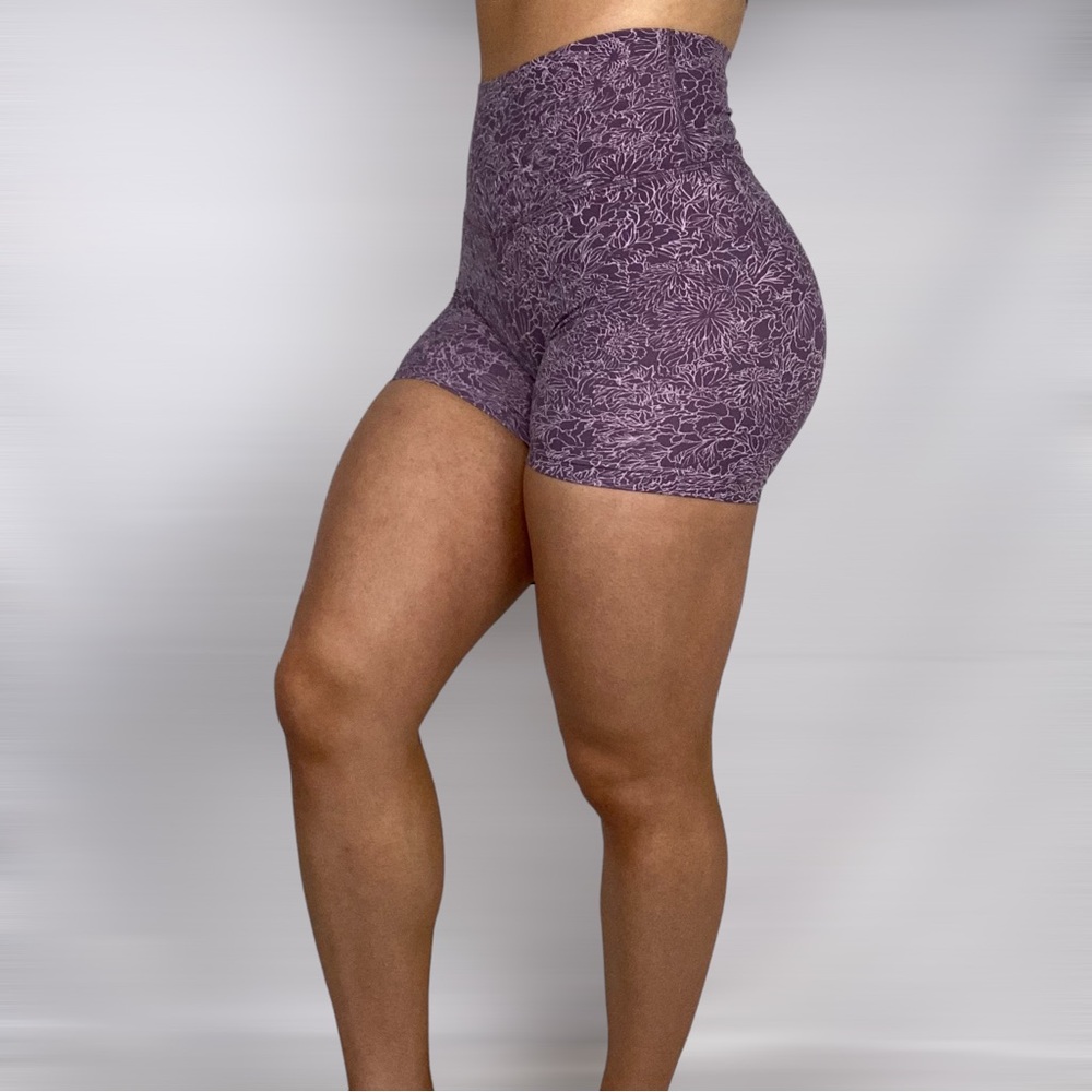 LULULEMON Align High Waist 6” Shorts
